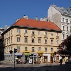 Miethaus, Zum ägyptischen Josef, Zum blauen Adler