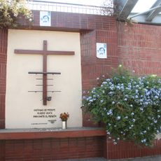 Memorial Puente Bulnes, Muro de la Memoria y Plaza Joan Alsina