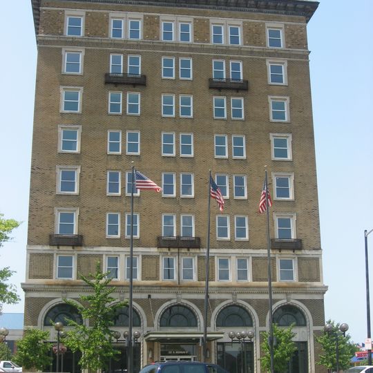 LaSalle Hotel
