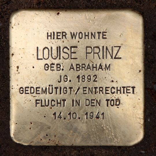 Stolperstein en memoria de Louise Prinz