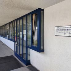 Öffentliche Bibliothek der Pfarre Neu-Rum