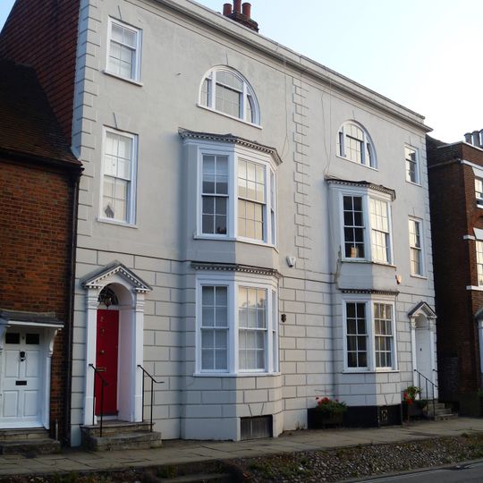 4 And 5, London Road