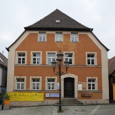 Hauptstraße 42