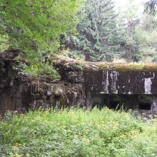 R-S 73 Na okraji casemate