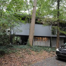 Robert and Phyllis Scott House