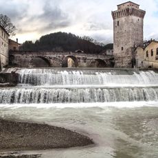 Monumental complex Medieval tower and Roman bridge