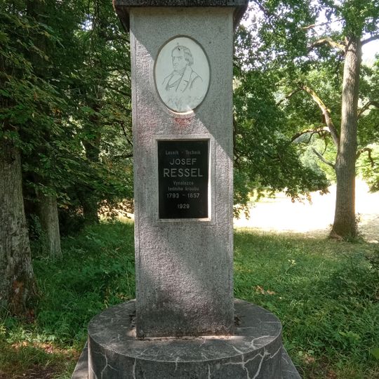 Pomník Josefa Ressela