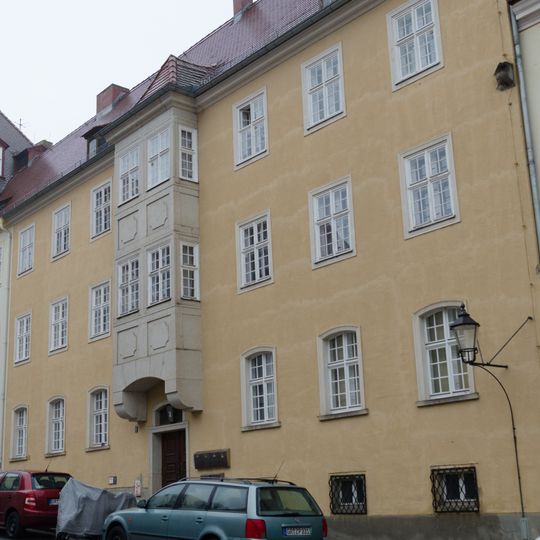 Wohnhaus in geschlossener Bebauung Fleischerstraße 2