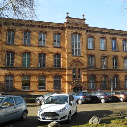 Ferdinand-Sauerbruch-Klinikum, Gebäude 10