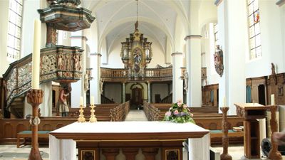 Interior 0