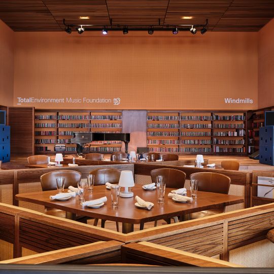 Windmills — Brewery. Restaurant. Musi