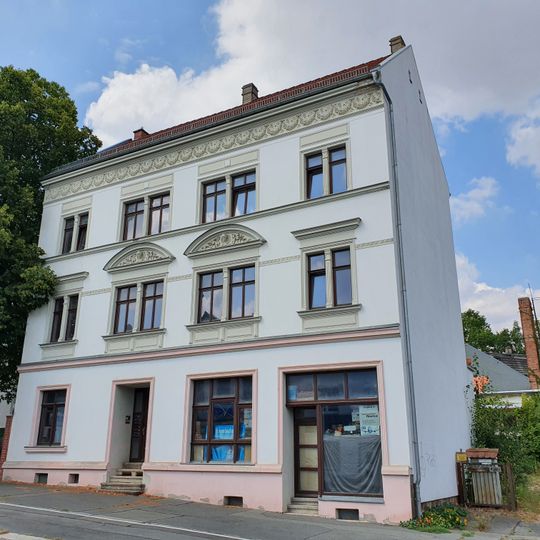 Bahnhofstraße 44, Werdau