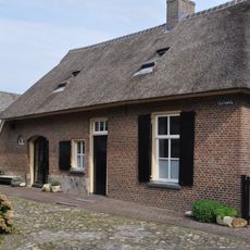 Uilenhoek 2, Bronkhorst