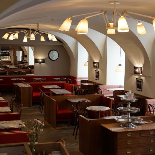 Cafe Diglas im Schottenstift