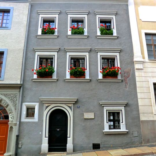 Wohnhaus in geschlossener Bebauung Nikolaistraße 11