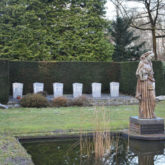 Grafmonument op het Kerkplein