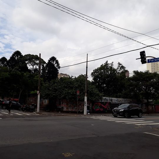 Vegetação do Antigo Colégio des Oiseaux