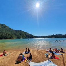 Praia Fluvial de Fernandaires