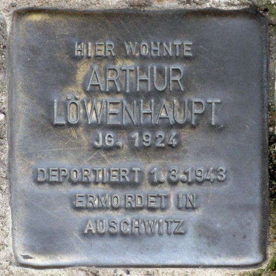 Stolperstein em memória de Arthur Löwenhaupt