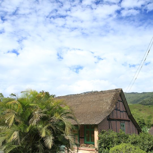 Imóvel situado à Rua Testo Alto, 7.875