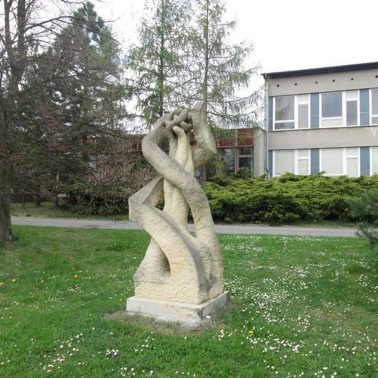 Plastika v Kralovicích v Nové ulici