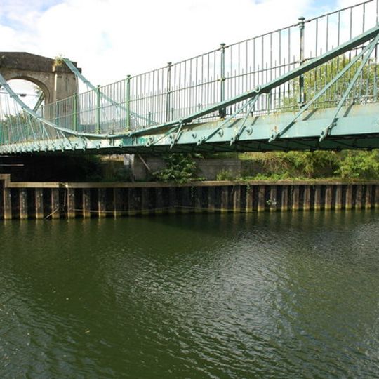 Victoria Bridge