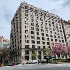 875 Park Avenue