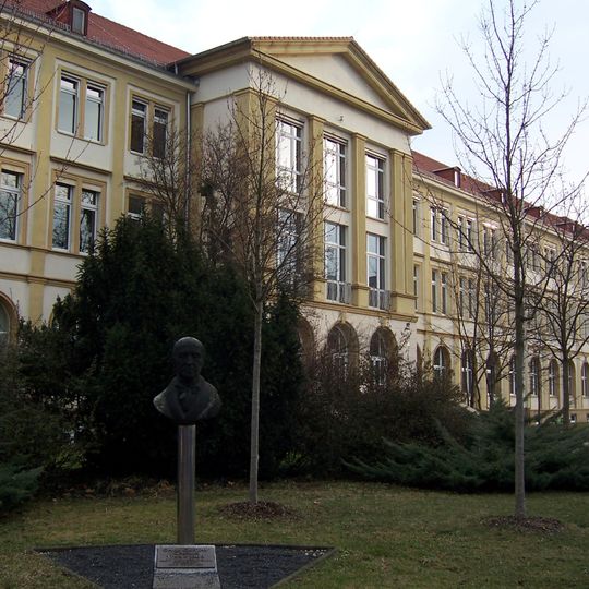 Rektoratsgebäude Fiedlerstraße 27