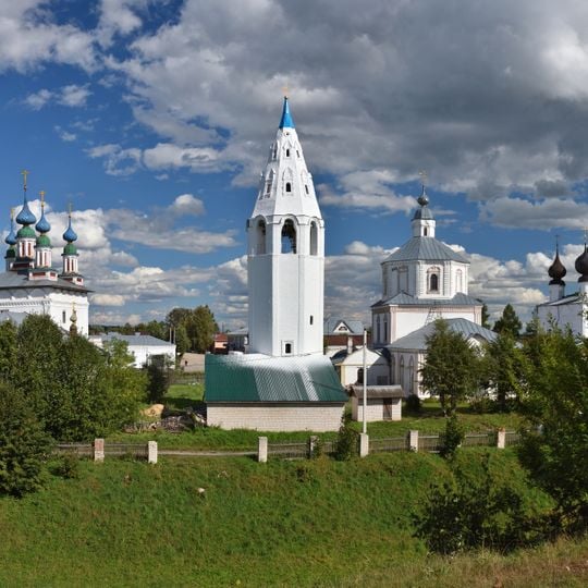 Churches in Lukh