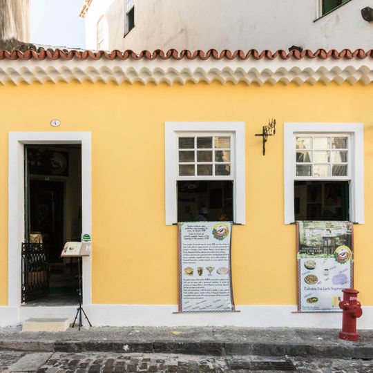 Sobrado à Rua Inácio Acioly, 4