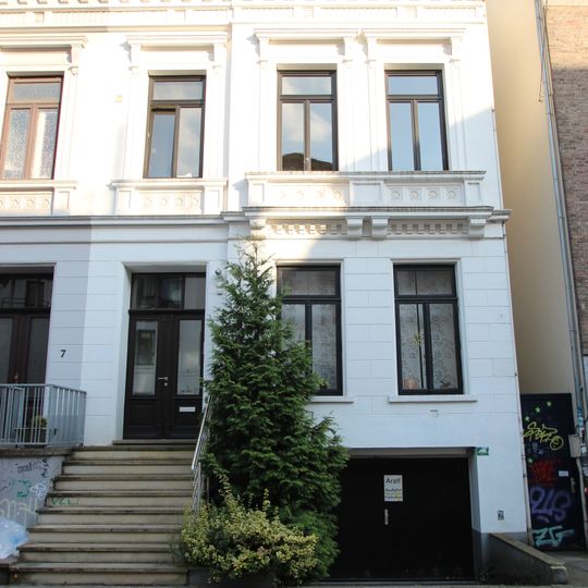 Wohnhaus Wulwesstraße 6
