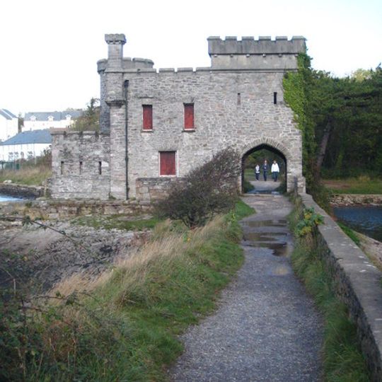 Radford Bridge And Castle