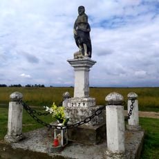 Socha na pilieri, pilier s podstavcom