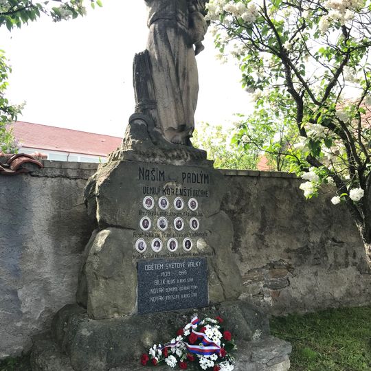 Památník obětem světových válek v Kořenicích