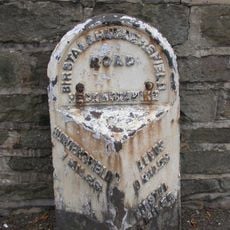Milestone, Leeds Road, Heckmondwike, just N of Six Lanes End A651/B6117 jct