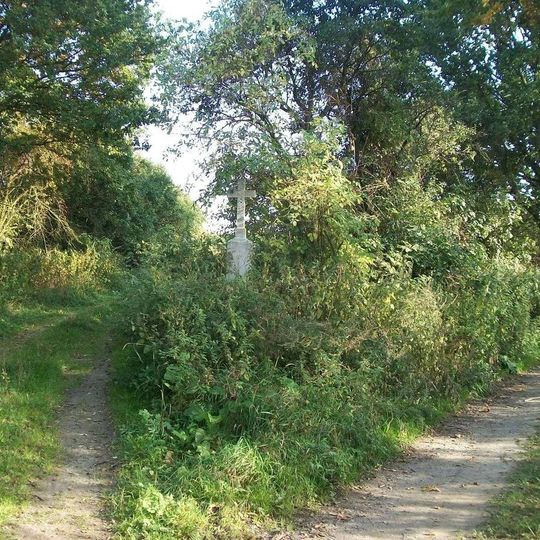 Kříž jižně od Plevňova