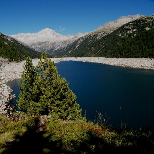 Lago di Malga Bissina