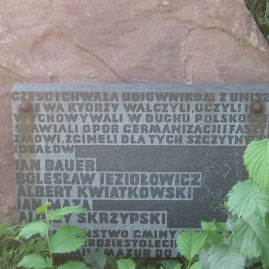 Budynek szkoły polskiej w Unieszewie