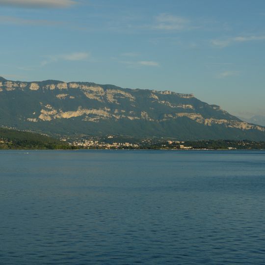 Hautecombe pile-dwelling site