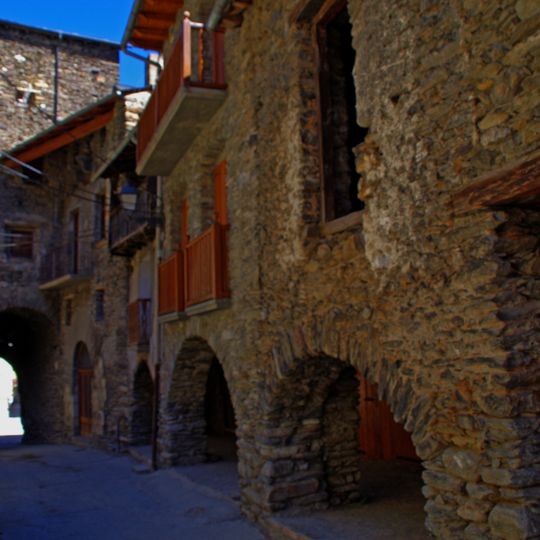 Carrer Major porxat d'Escaló