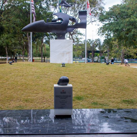 Monumento a Ayrton Senna