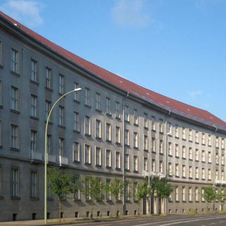 Städtisches Verwaltungsgebäude C