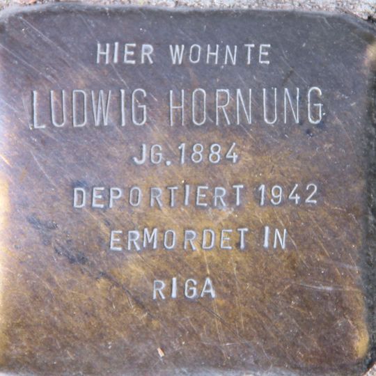 Stolperstein en memoria de Ludwig Hornung