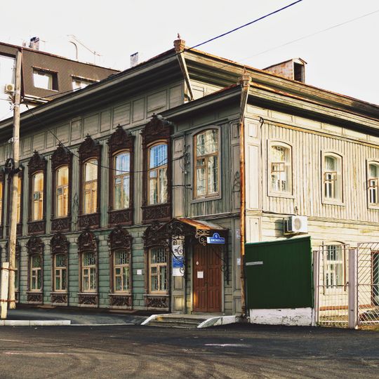 Komsomolskaya Street 6