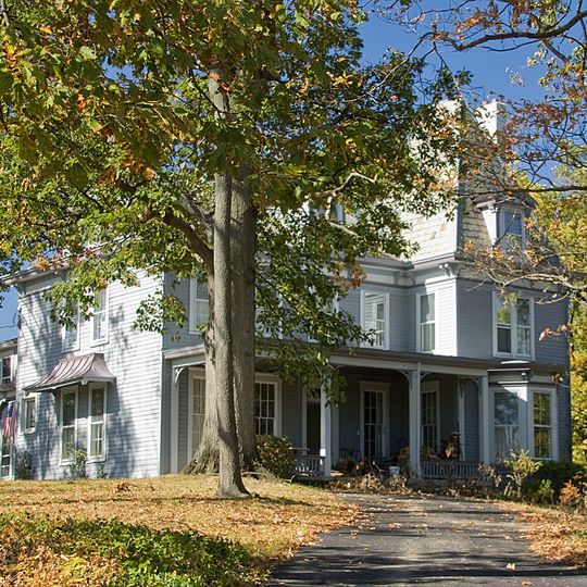 Luethstrom-Hurin House