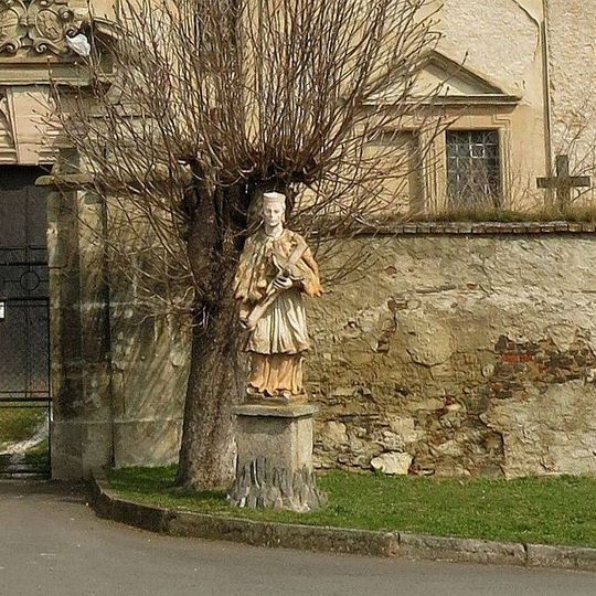 Socha svatého Jana Nepomuckého u kostela Zvěstování Panny Marie v Chyši