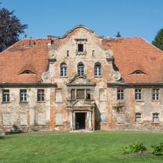 Palace in Tomice