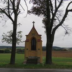 Výklenková kaplička Panny Marie