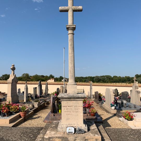 Cemetery cross of Reyssouze