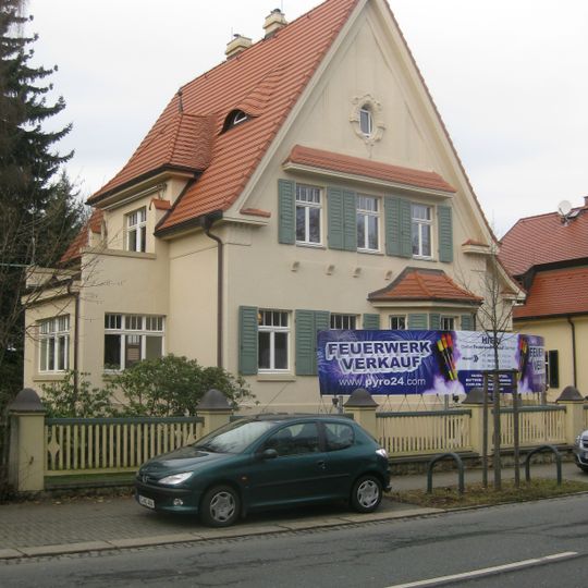 Villa mit Garten und Einfriedung Schumannstraße 10
